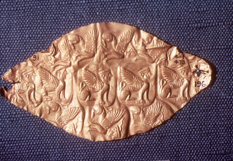 Toten-Mundplatte, Goldblech mit Sphinxverzierung, Länge ca. 7 cm