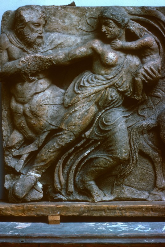 Lapithin mit Kind wird von Kentaur bedrängt, Detail aus 55152